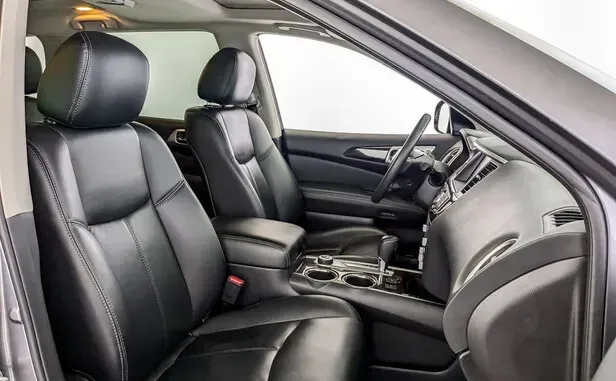 Nissan Pathfinder, IV — фото 11