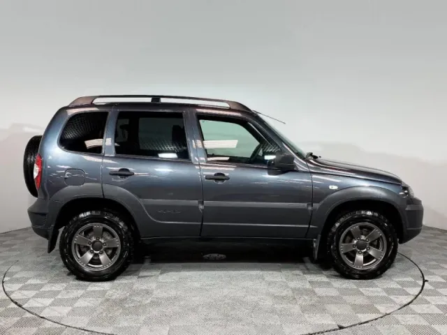 Chevrolet Niva — фото 4