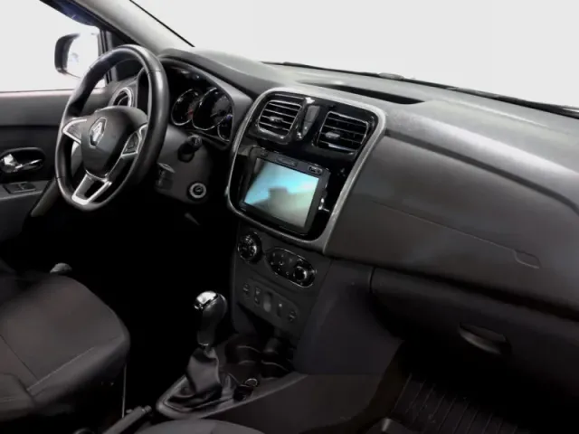 Renault Logan, II Рестайлинг — фото 13