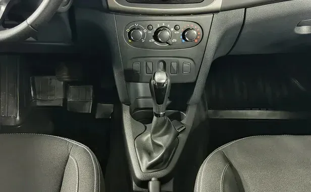 Renault Sandero, II Рестайлинг — фото 7
