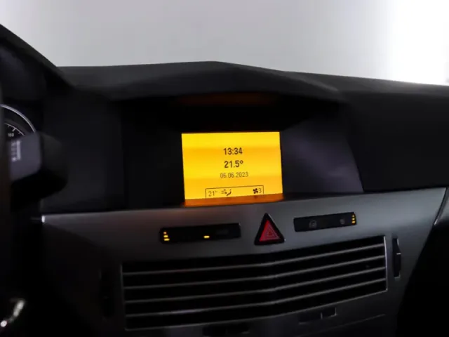 Opel Astra, H Рестайлинг — фото 20