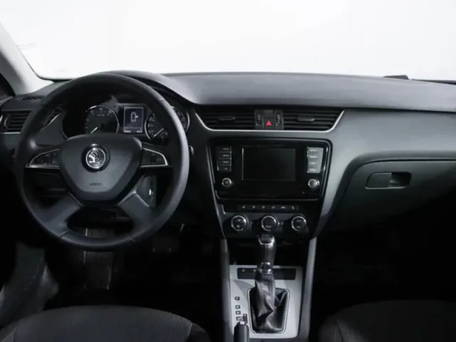 Skoda Octavia, III (A7) — фото 13