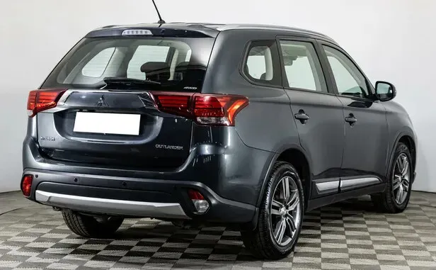 Mitsubishi Outlander, III Рестайлинг 2 — фото 13
