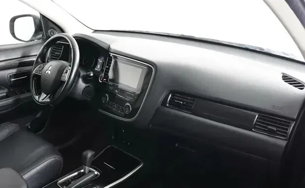 Mitsubishi Outlander, III Рестайлинг 2 — фото 5