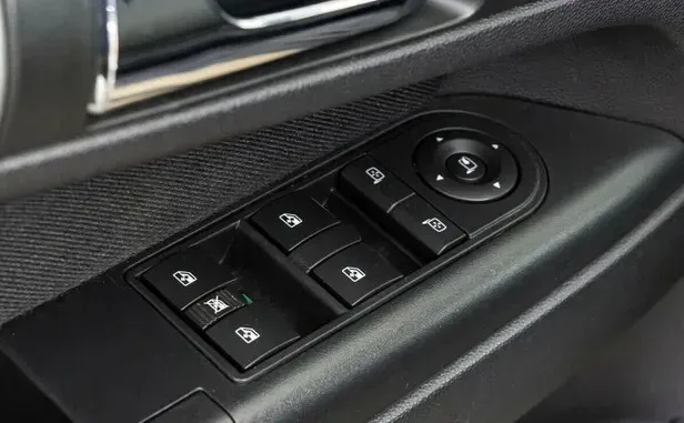 Opel Zafira, B Рестайлинг — фото 13