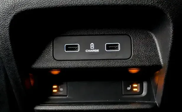 Geely Tugella, I — фото 11