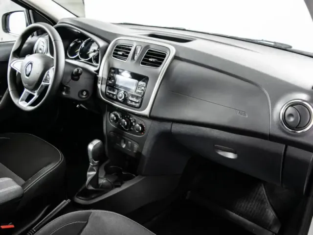 Renault Logan, II Рестайлинг — фото 9