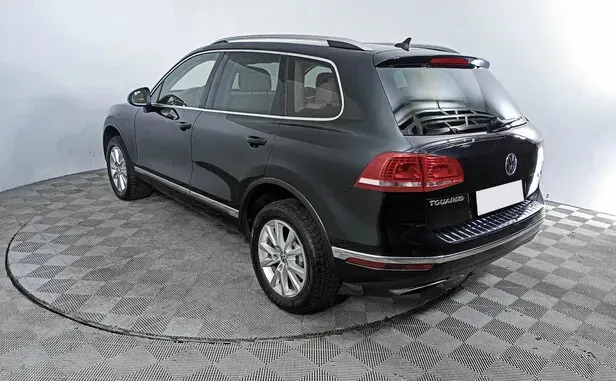 Volkswagen Touareg, II Рестайлинг — фото 4
