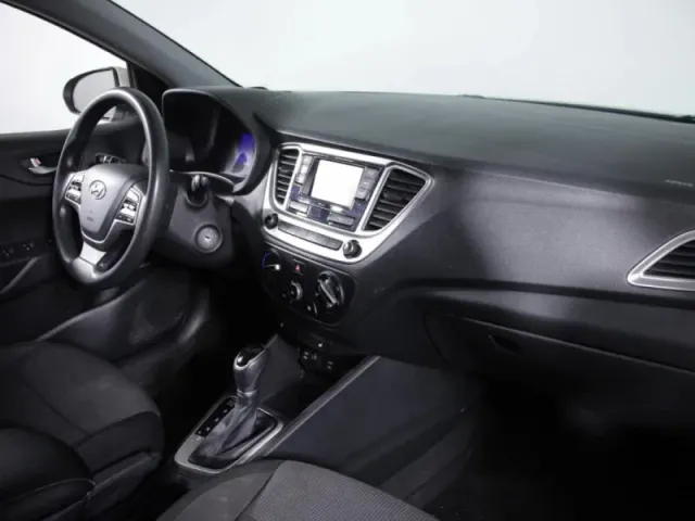 Hyundai Solaris, II Рестайлинг — фото 10