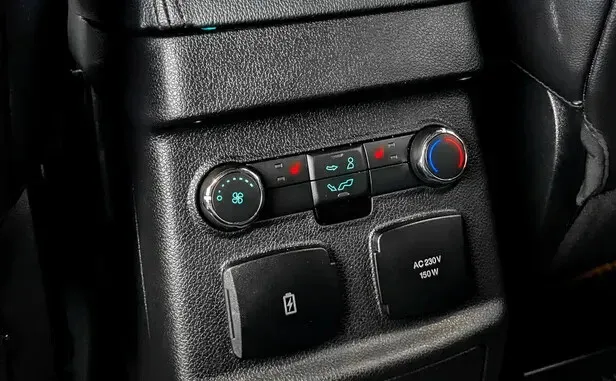 Ford Explorer, V Рестайлинг — фото 8