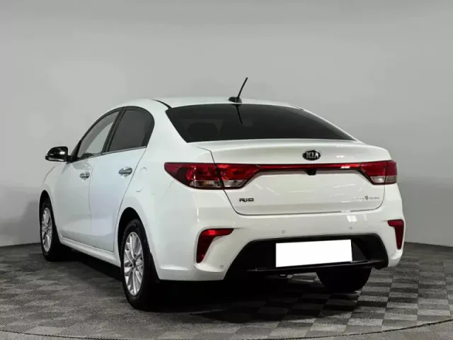 Kia Rio, IV — фото 15