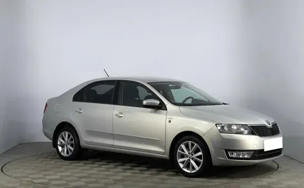Skoda Rapid, I — фото 3