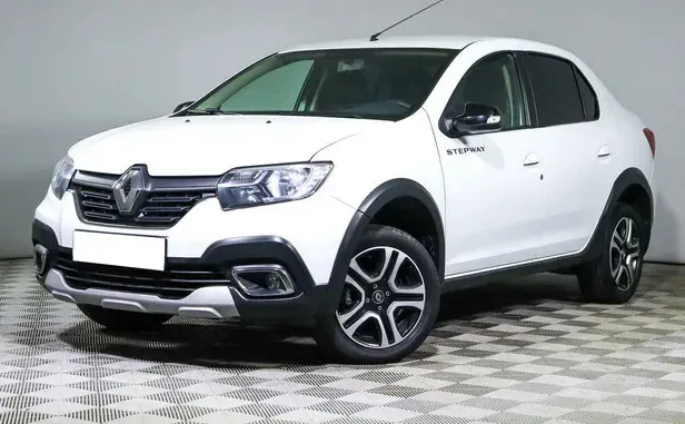 Renault Logan, II Рестайлинг — фото 1