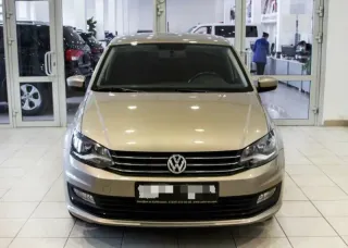 Volkswagen Polo, V Рестайлинг — фото 1