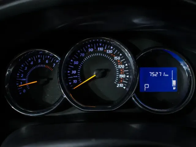 Renault Sandero, II — фото 11