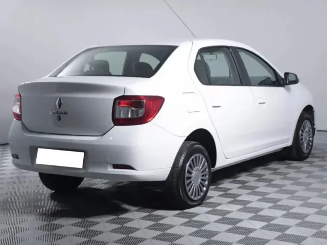 Renault Logan, II Рестайлинг — фото 5