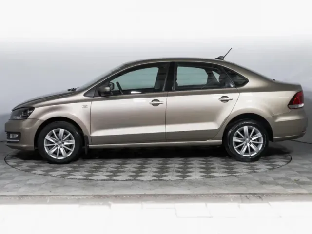 Volkswagen Polo, V Рестайлинг — фото 8