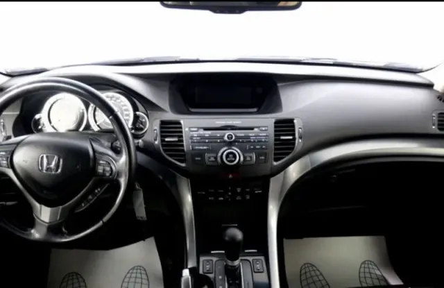 Honda Accord, VIII Рестайлинг — фото 5