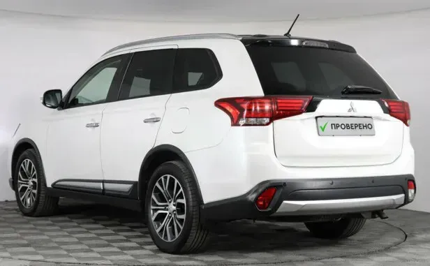 Mitsubishi Outlander, III Рестайлинг 2 — фото 4