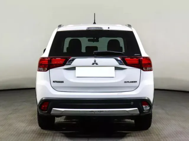 Mitsubishi Outlander, III Рестайлинг 2 — фото 6