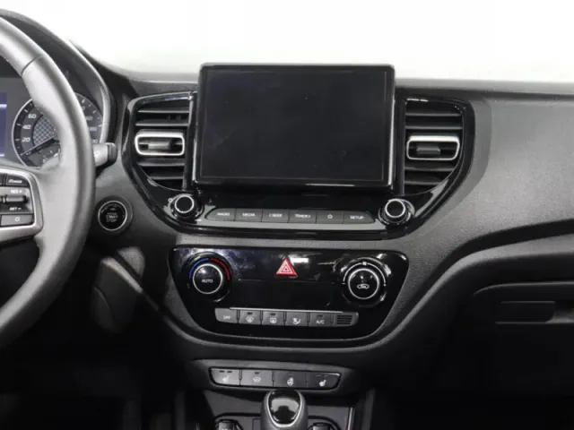 Hyundai Solaris, II Рестайлинг — фото 12