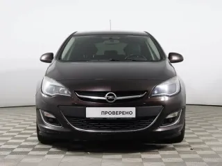 Opel Astra — фото 1