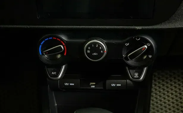 Kia Rio, IV Рестайлинг — фото 9