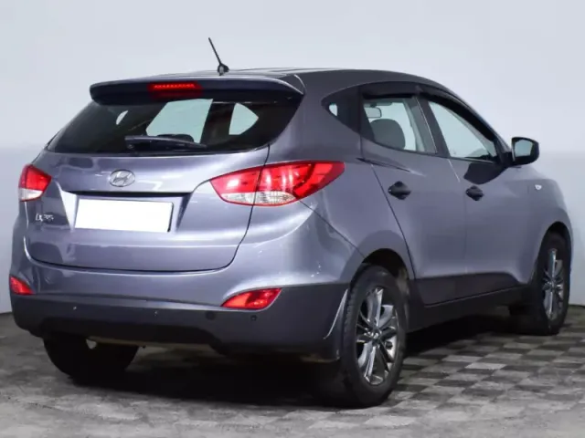 Hyundai ix35, I Рестайлинг — фото 5