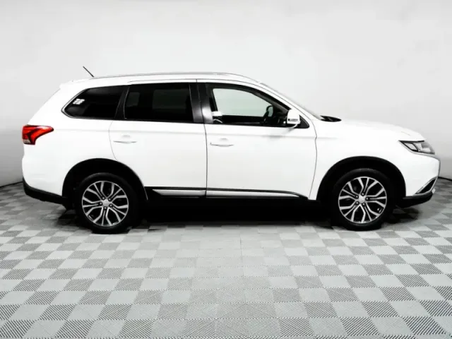 Mitsubishi Outlander, III Рестайлинг 2 — фото 4