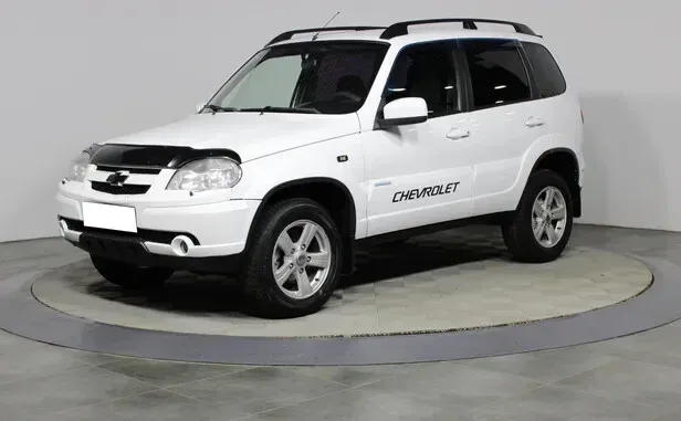 Chevrolet Niva, I Рестайлинг — фото 1