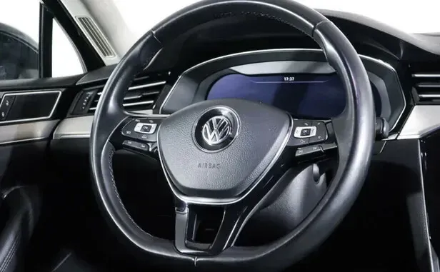Volkswagen Passat, B8 — фото 6