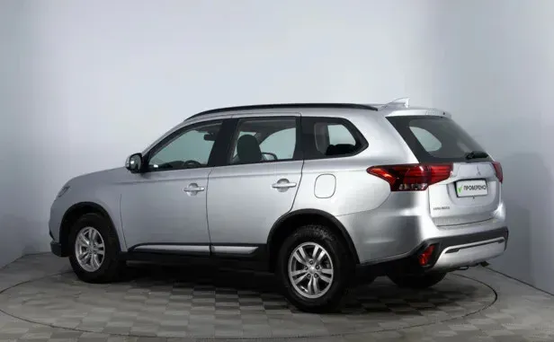Mitsubishi Outlander, III Рестайлинг 3 — фото 4