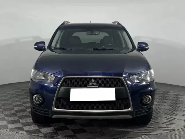 Mitsubishi Outlander, II Рестайлинг — фото 2