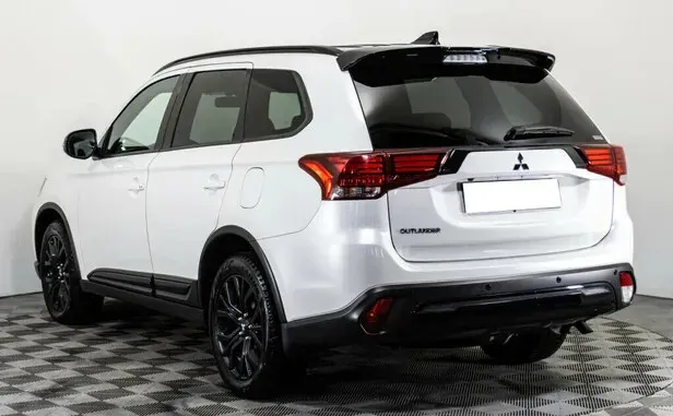 Mitsubishi Outlander, III Рестайлинг 3 — фото 4