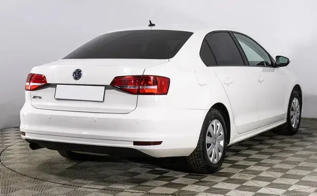 Volkswagen Jetta, VI Рестайлинг — фото 2