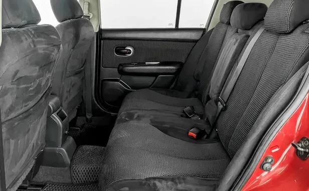Nissan Tiida, I Рестайлинг — фото 10
