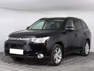 Mitsubishi Outlander, III — фото 1
