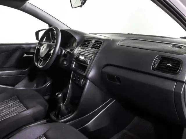 Volkswagen Polo, V Рестайлинг — фото 12