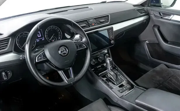 Skoda Superb, III — фото 6
