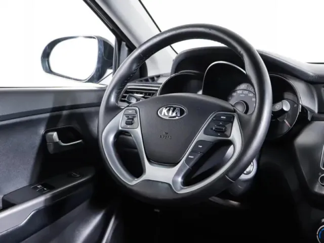 Kia Rio, III Рестайлинг — фото 19