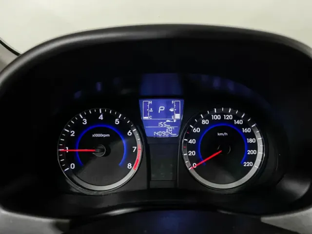 Hyundai Solaris, I Рестайлинг — фото 11