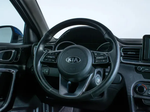 Kia Ceed, III — фото 16