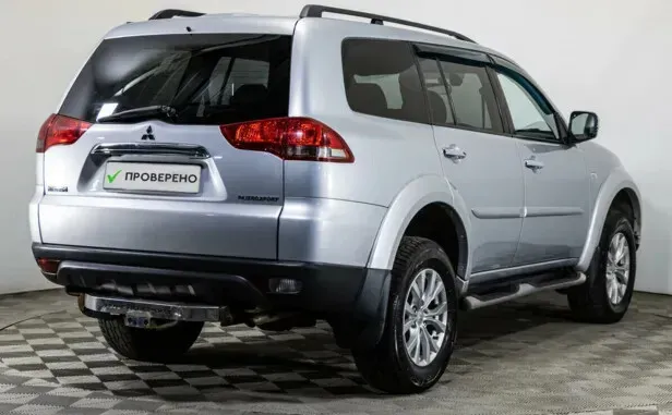 Mitsubishi Pajero Sport, II Рестайлинг — фото 2
