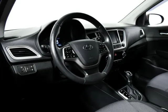 Hyundai Solaris, II — фото 15