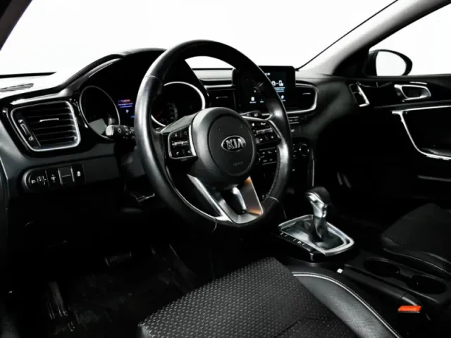 Kia Ceed, III — фото 13