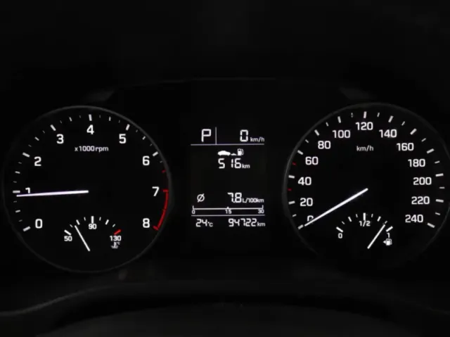 Hyundai Elantra, VI (AD) — фото 13