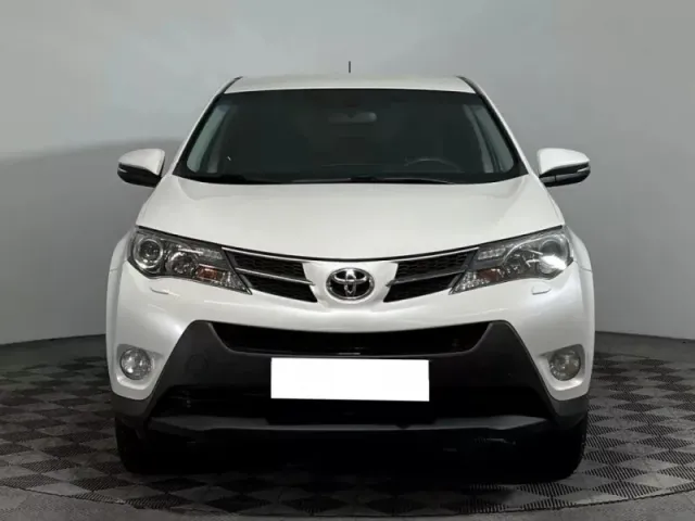 Toyota RAV4, IV (XA40) — фото 2