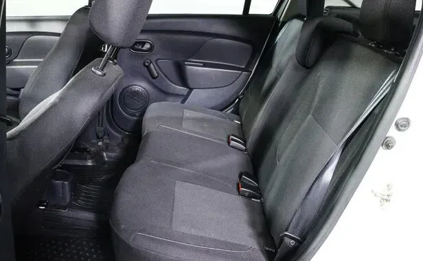 Renault Logan, II Рестайлинг — фото 5