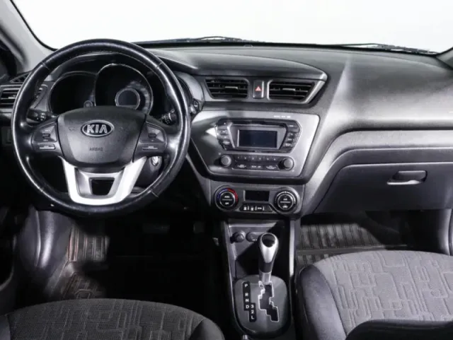 Kia Rio, III — фото 13