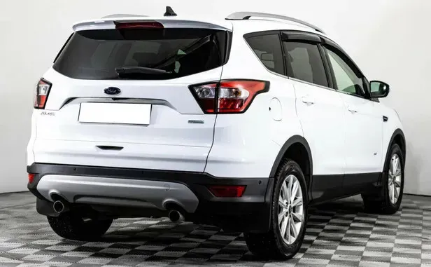 Ford Kuga, II Рестайлинг — фото 2